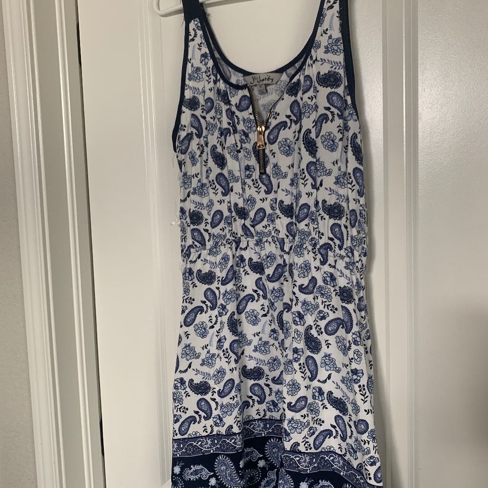 Women’s dress